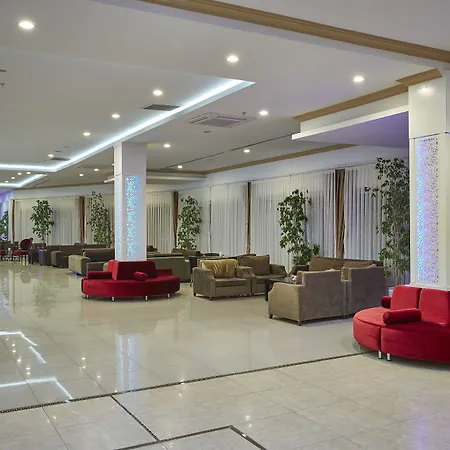 Royal Towers Otel 4*