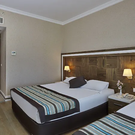 Otel Royal Towers Kiris