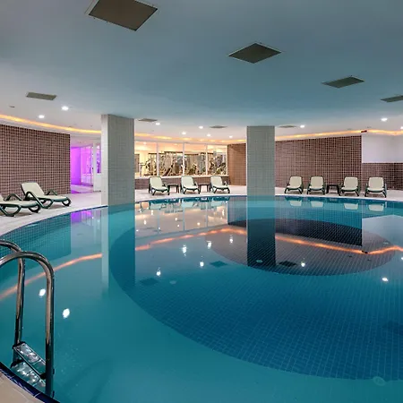 Otel Royal Towers Kiris