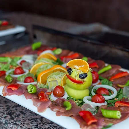 Otel Royal Towers Kiris