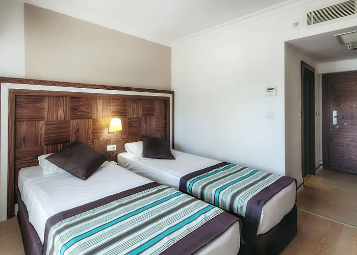 Royal Towers 4* Kiris