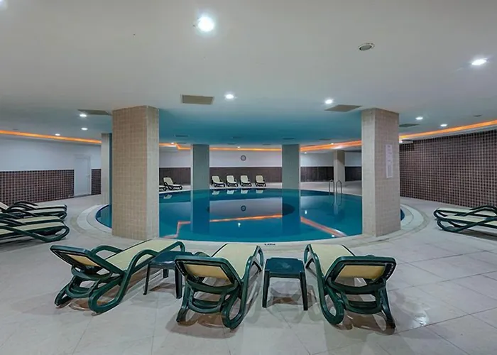 Royal Towers 호텔 4*