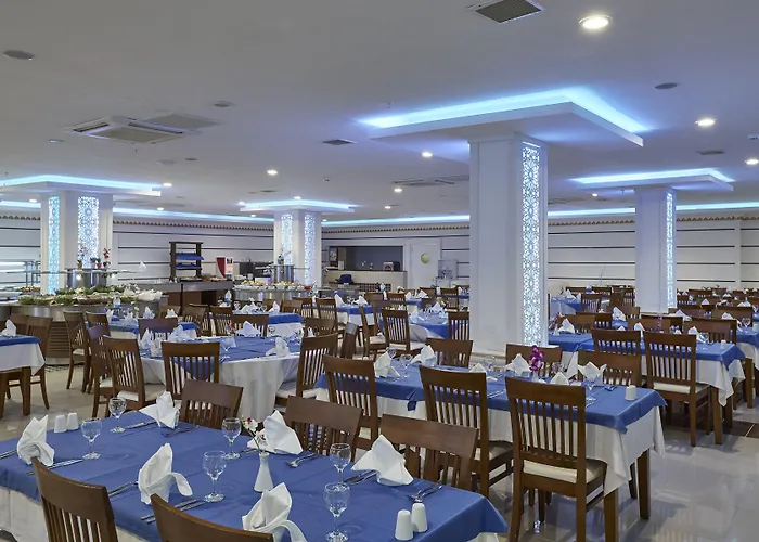 Royal Towers 호텔 Kiris