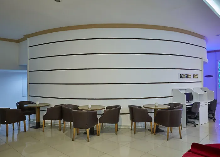 호텔 Royal Towers 4*