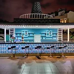 Royal Towers מלון Kiris
