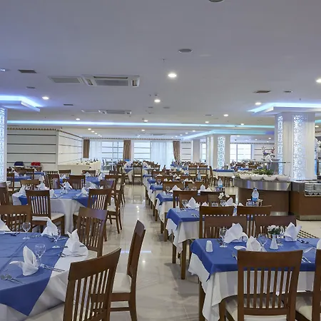 Royal Towers 4*