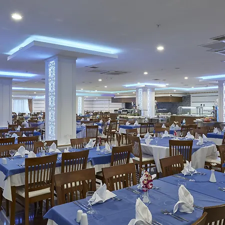 Royal Towers 4*