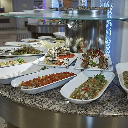 Royal Towers 4*